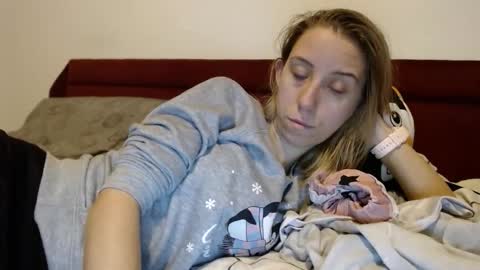 Lena online show from 03-10-26, 06:24