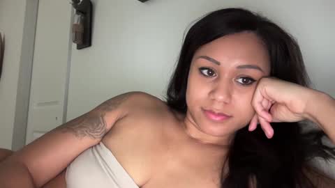 chicka online show from 02-08-25, 07:27