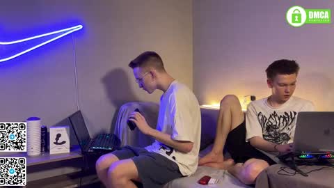 Fansly  Barney  and Kevin T  online show from 03-12-25, 06:00