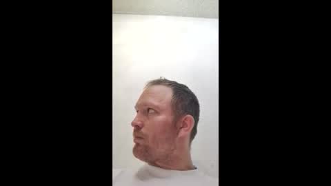 Snapshot of barniemay1 chatting on 09-21-25, 01:07 barniemay1 online show from 09-21-25, 01:07