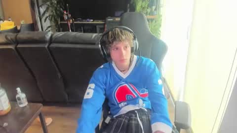 Snapshot of bashful4200 chatting on 02-08-26, 07:39 ryan online show from 02-08-26, 07:39