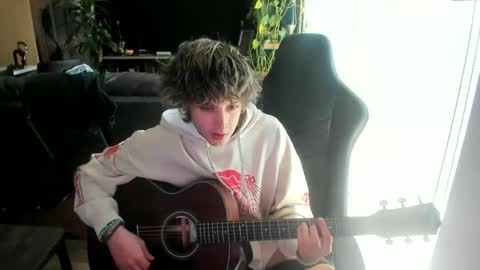 Snapshot of bashful4200 chatting on 02-12-26, 07:09 ryan online show from 02-12-26, 07:09