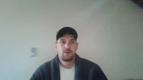 basteleus1 online show from 02-25-25, 08:03