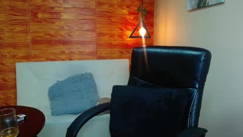 Bastian online show from 12-12-24, 05:42