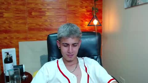 Bastian online show from 12-20-24, 07:44