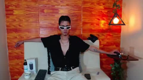 Bastian online show from 03-12-25, 03:02