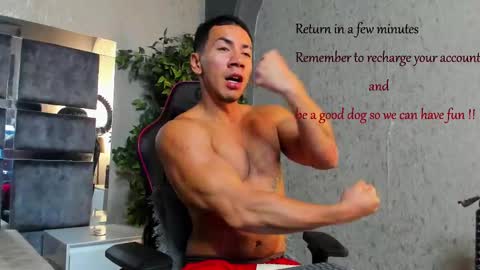 Bastian Independent Model online show from 10-10-25, 12:04