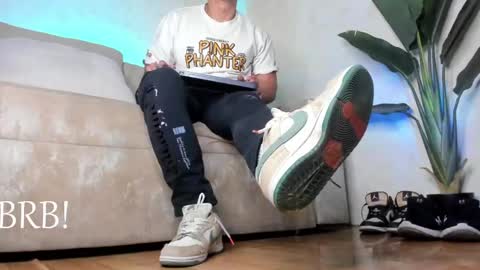 Bastian Independent Model online show from 04-26-26, 10:46