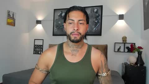 Snapshot of bastian_jones1 chatting on 09-14-25, 08:13 bastian_jones1 online show from 09-14-25, 08:13