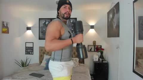 Snapshot of bastian_jones1 chatting on 11-07-25, 05:35 bastian_jones1 online show from 11-07-25, 05:35