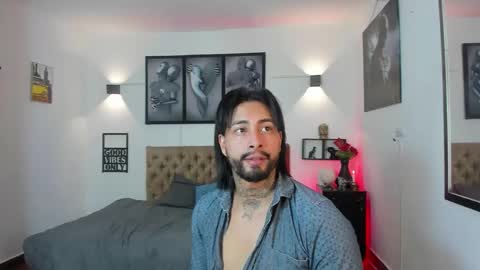 Snapshot of bastian_jones1 chatting on 11-24-25, 11:59 bastian_jones1 online show from 11-24-25, 11:59