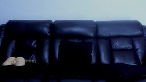 Snapshot of bastian_ruiz chatting on 02-09-25, 04:46 bastian online show from 02-09-25, 04:46