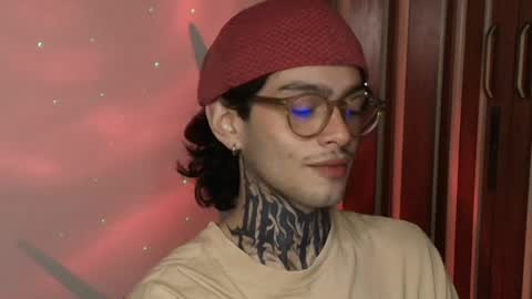 Snapshot of bastiel_ chatting on 05-30-26, 12:52 Bastiel online show from 05-30-26, 12:52