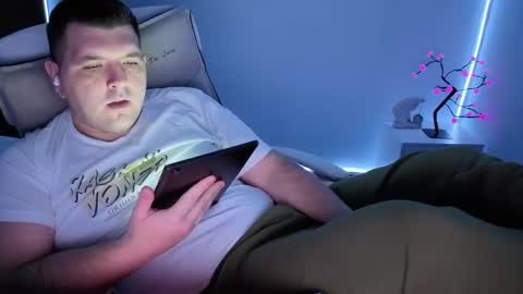 BASY online show from 12-19-25, 04:30