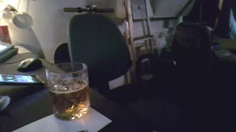 bate3232 online show from 02-01-25, 01:44