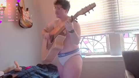 Matteo Amore online show from 12-15-25, 07:40