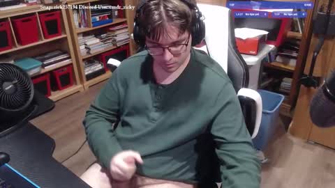 Snapshot of baterricky chatting on 12-16-25, 03:28 Ricky online show from 12-16-25, 03:28