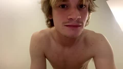 Snapshot of batsarecooler chatting on 10-02-25, 04:58 batsarecooler online show from 10-02-25, 04:58