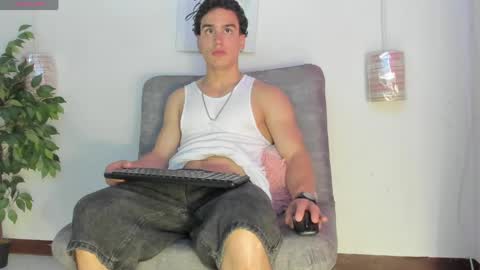 battista  online show from 04-25-26, 07:00