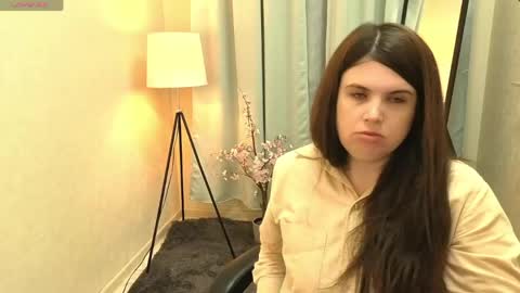 Snapshot of battymoll chatting on 05-17-26, 03:41 battymoll online show from 05-17-26, 03:41