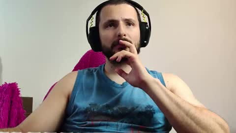 Snapshot of baxxline chatting on 10-12-25, 10:09 Baxxline online show from 10-12-25, 10:09