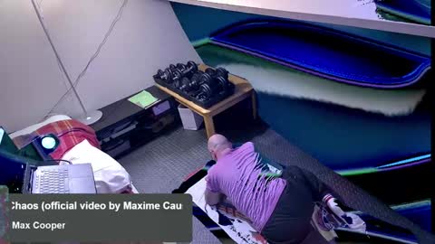 Snapshot of bazzz_8 chatting on 01-27-25, 06:31 bazzz_8 online show from 01-27-25, 06:31