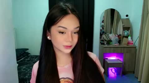Snapshot of bb__angelxx chatting on 05-09-26, 10:37 Angel online show from 05-09-26, 10:37