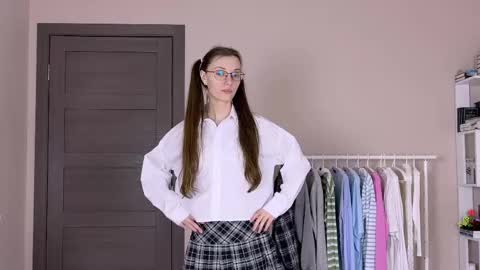 Snapshot of bb_lourels_ chatting on 05-03-26, 05:08 Lourel I will be here on and online show from 05-03-26, 05:08