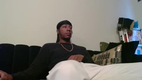 Snapshot of bbc_elrey chatting on 12-01-24, 08:31 Racks online show from 12-01-24, 08:31