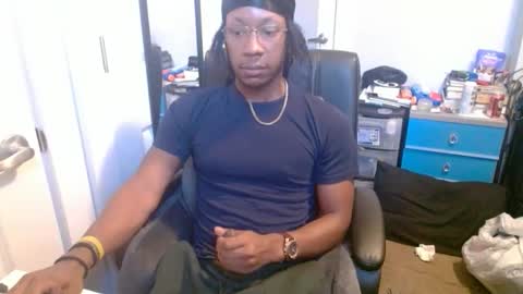 Snapshot of bbc_elrey chatting on 01-08-26, 04:53 Racks online show from 01-08-26, 04:53