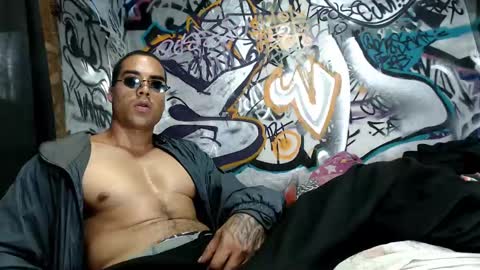 Justin online show from 02-28-25, 05:26