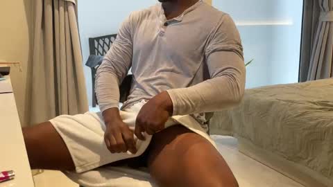 Snapshot of bbcandbody chatting on 05-17-26, 01:47 bbcandbody online show from 05-17-26, 01:47