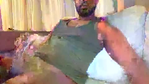 Snapshot of bbcdaevon8inch chatting on 11-04-25, 03:49 Daevon online show from 11-04-25, 03:49