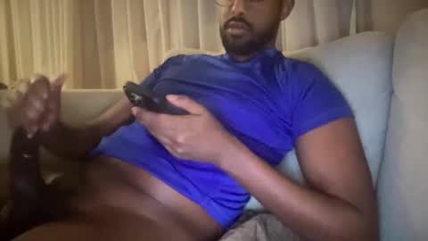 Snapshot of bbcdaevon8inch chatting on 11-30-25, 02:15 Daevon online show from 11-30-25, 02:15