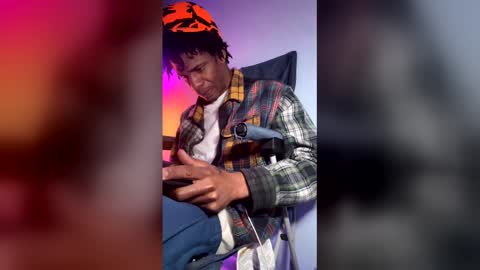 Snapshot of bbcnews94 chatting on 02-15-26, 01:13 bbcnews94 online show from 02-15-26, 01:13