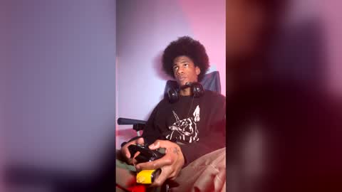 Snapshot of bbcnews94 chatting on 03-12-26, 07:25 bbcnews94 online show from 03-12-26, 07:25