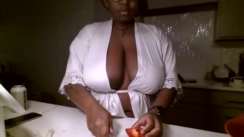 bbgirlcocoa online show from 05-16-26, 06:07