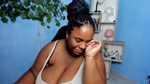 Snapshot of bbw_charlote chatting on 11-24-25, 12:05 Charlote online show from 11-24-25, 12:05