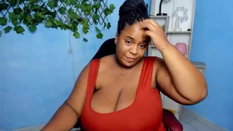 Snapshot of bbw_charlote chatting on 11-26-25, 12:17 Charlote online show from 11-26-25, 12:17