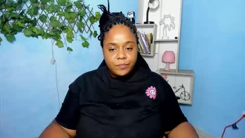 Snapshot of bbw_charlote chatting on 11-28-25, 12:08 Charlote online show from 11-28-25, 12:08