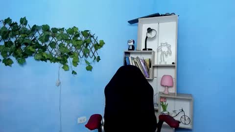 Snapshot of bbw_charlote chatting on 11-29-25, 12:08 Charlote online show from 11-29-25, 12:08