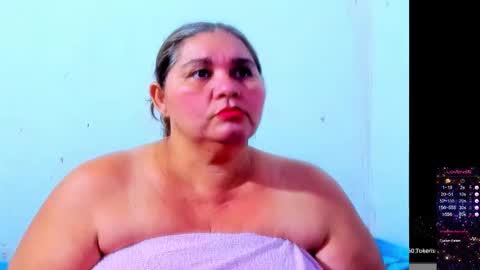 Snapshot of bbw_dirtyhot1 chatting on 10-12-25, 03:27 Michelle bbw online show from 10-12-25, 03:27