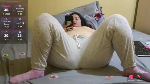 Emma online show from 02-20-25, 01:40