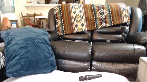 Julie online show from 02-16-25, 12:41