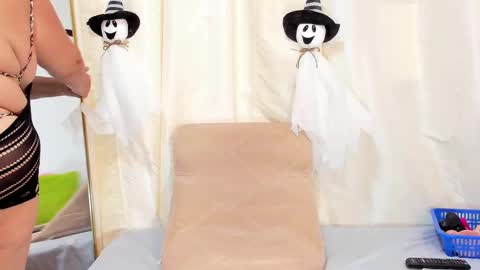 Salome online show from 10-10-25, 08:41