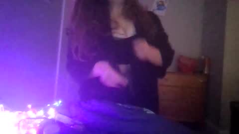 Snapshot of bbwsnowbunni696969 chatting on 11-18-25, 07:13 PlushiePrincess online show from 11-18-25, 07:13