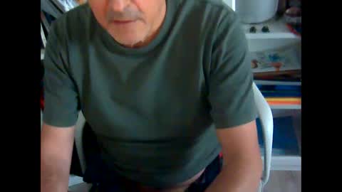 Snapshot of bcn1959 chatting on 03-03-25, 02:37 bcn1959 online show from 03-03-25, 02:37