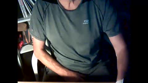 Snapshot of bcn1959 chatting on 10-08-25, 05:05 bcn1959 online show from 10-08-25, 05:05