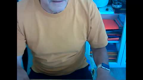 Snapshot of bcn1959 chatting on 10-23-25, 10:03 bcn1959 online show from 10-23-25, 10:03