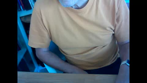 Snapshot of bcn1959 chatting on 10-24-25, 09:17 bcn1959 online show from 10-24-25, 09:17